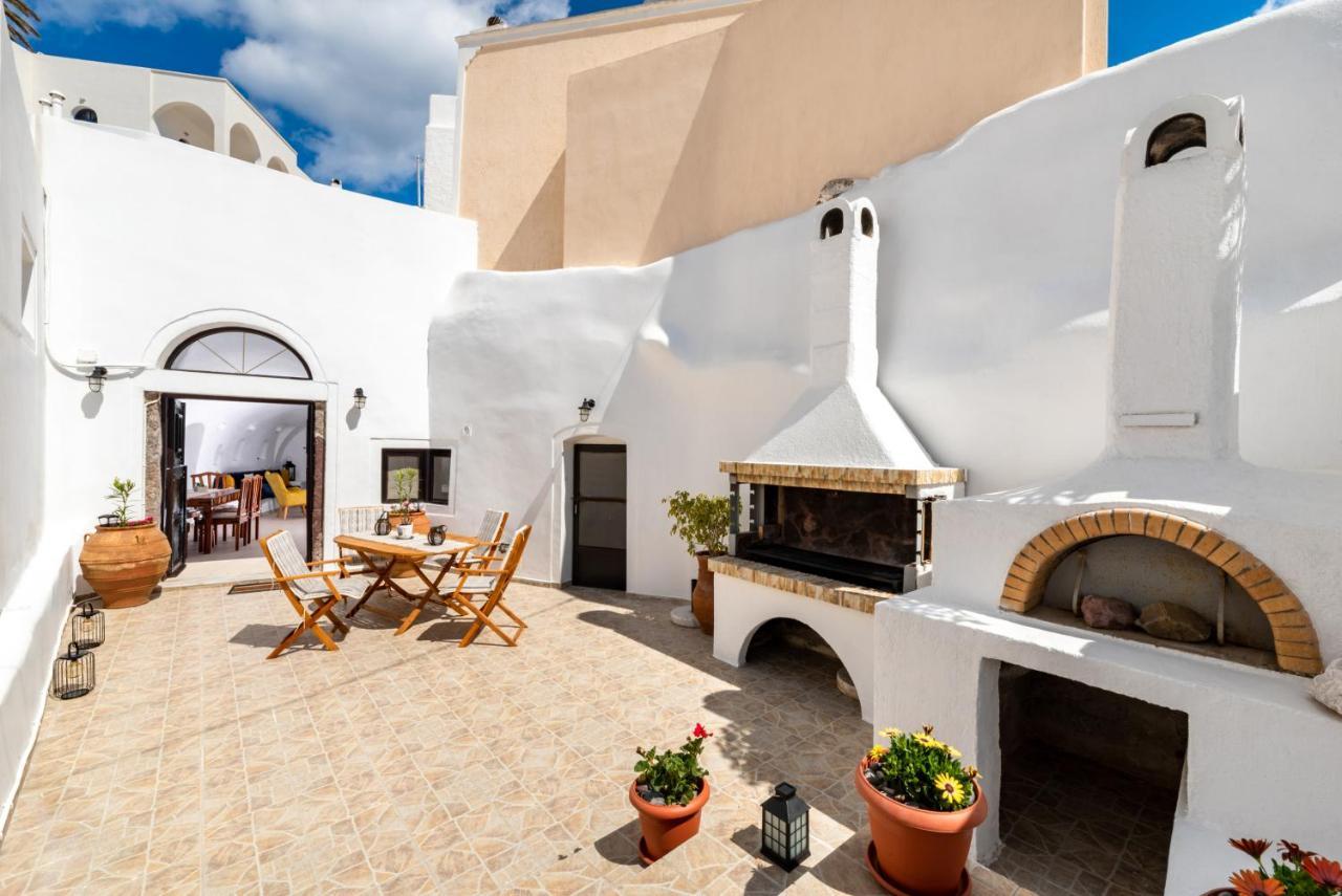 Iridanos Cave House Villa Megalochori  Exterior photo