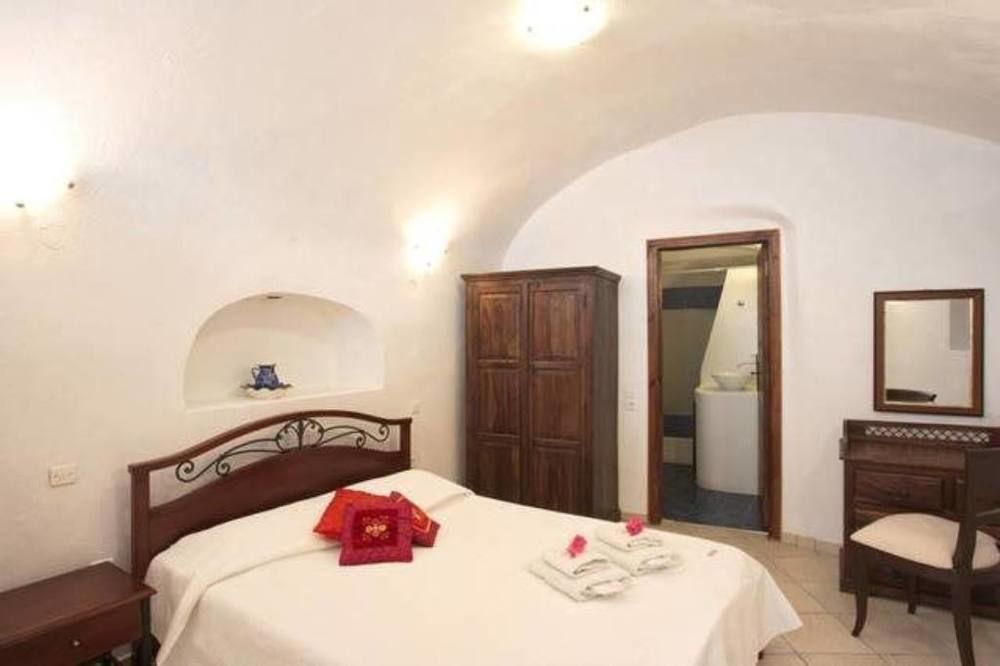 Iridanos Cave House Villa Megalochori  Exterior photo