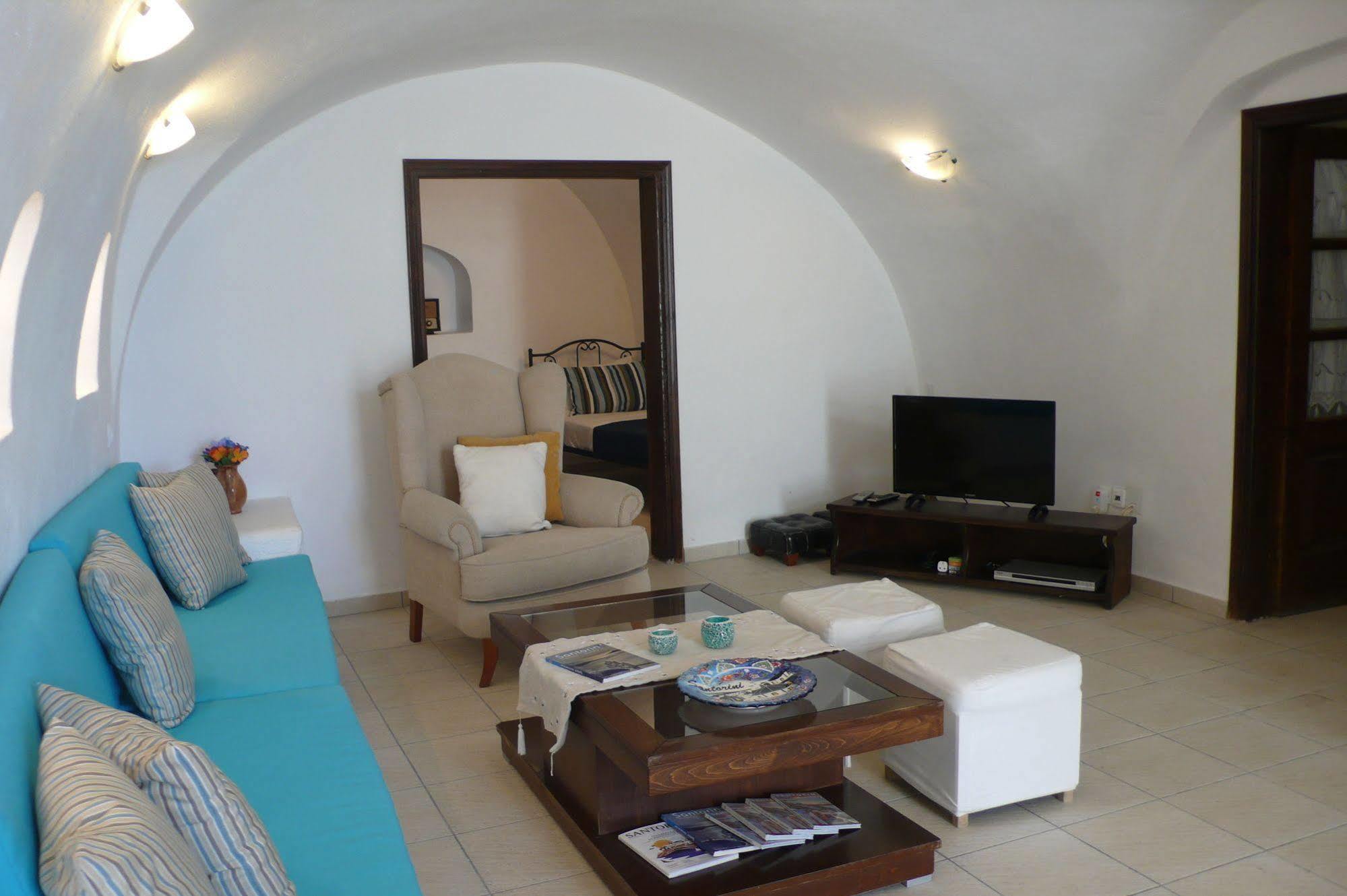 Iridanos Cave House Villa Megalochori  Exterior photo