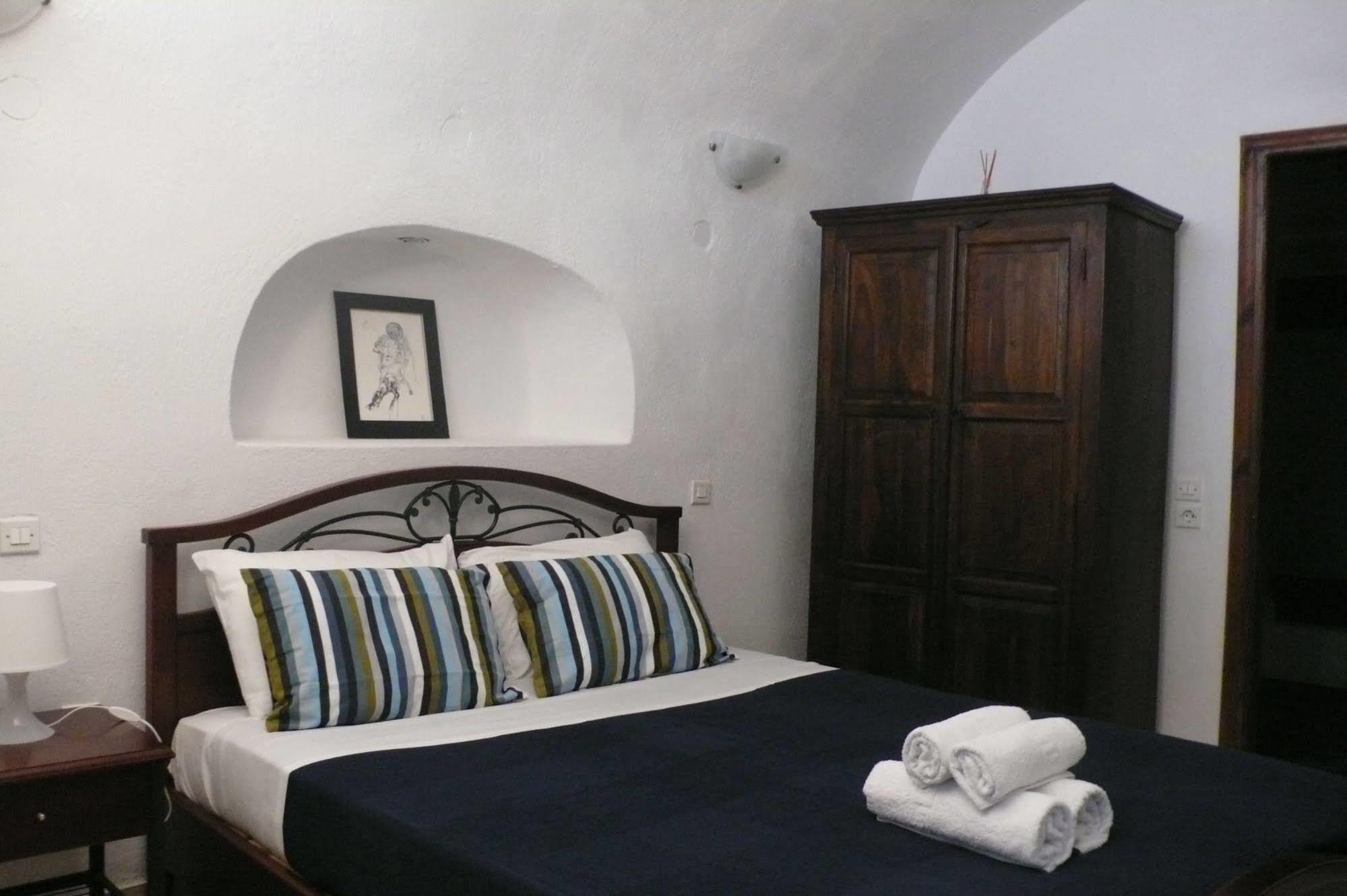 Iridanos Cave House Villa Megalochori  Exterior photo