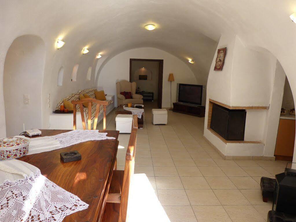 Iridanos Cave House Villa Megalochori  Exterior photo
